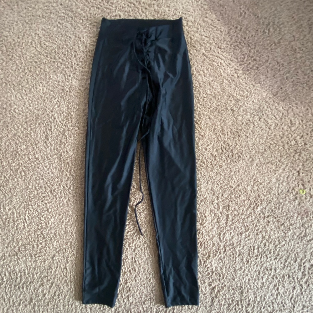 Fashion nova leggings